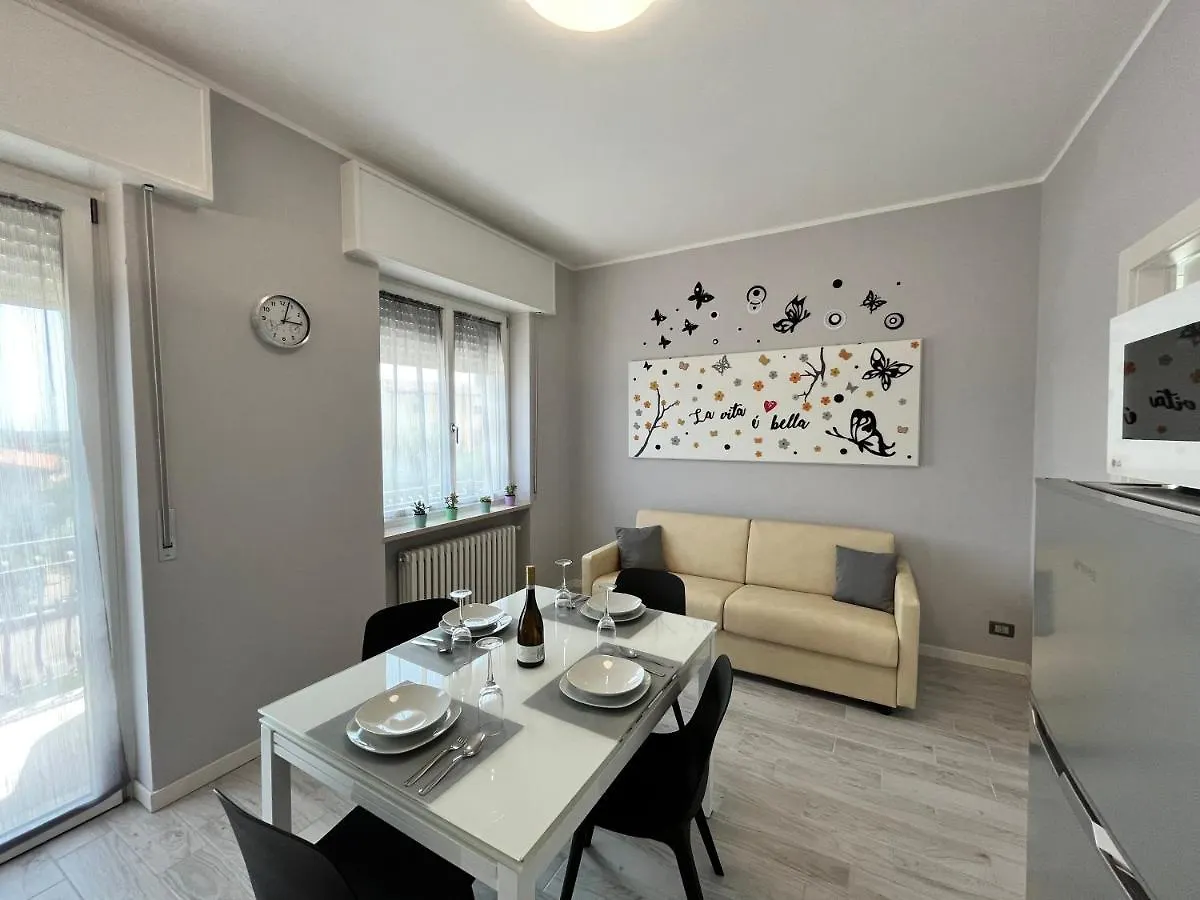 Apartment Residenza Al Sogno - On Lake Garda Cavaion Veronese Italy