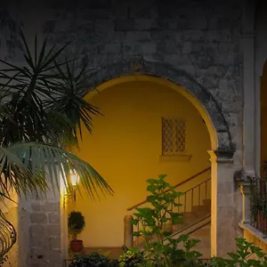 Palazzo Sambiasi Frühstückspension Lecce